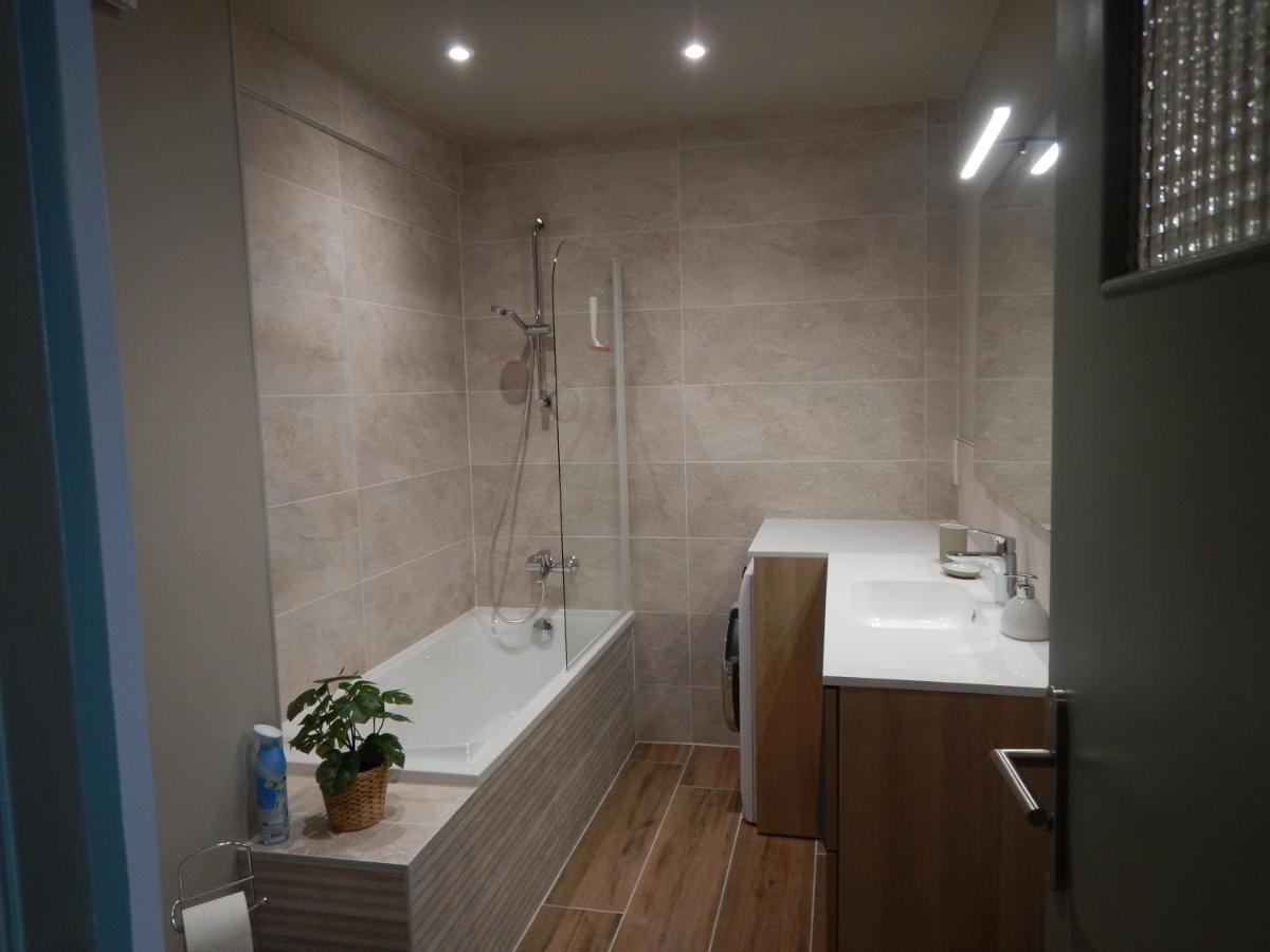 Quartier Chateau - Wifi - Garage Individuel A Cle - Electromenager Complet Pau